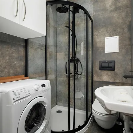 Elegancki I Przytulny Z Balkonem W Poznaniu By Renters Poznaň